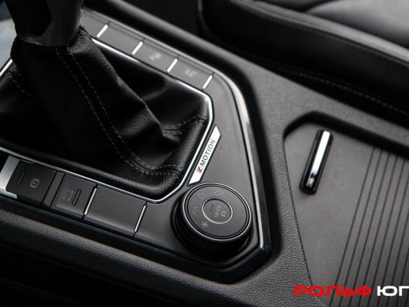 Volkswagen Tiguan II Рестайлинг с пробегом 2022 года, цена 3 848 000 рублей, 98443 км, внедорожник, Автокод Объявления