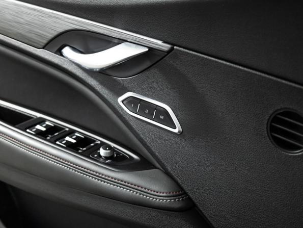Geely Tugella I Рестайлинг с пробегом 2023 года, цена 2 499 585 рублей, 70356 км, внедорожник, Автокод Объявления