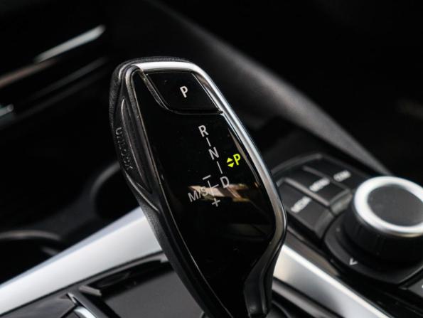 BMW 5 серии VII (G30/G31/G38) с пробегом 2018 года, цена 2 800 000 рублей, 172567 км, седан, Автокод Объявления
