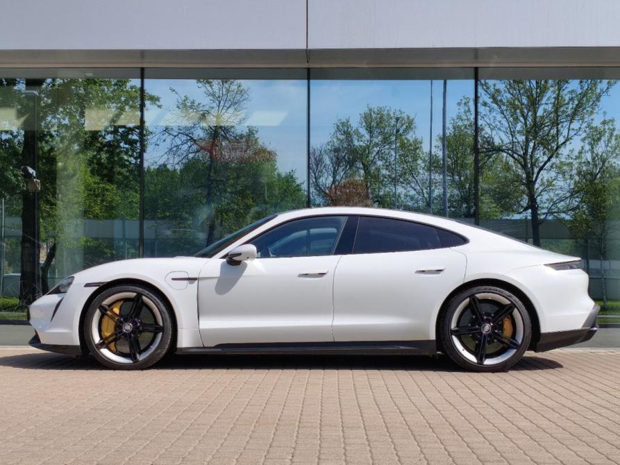 Porsche Taycan I Санкт-Петербург  - изображение 3
