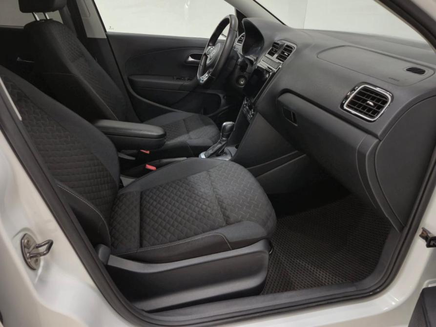 Volkswagen Polo V Рестайлинг Альметьевск  - изображение 13