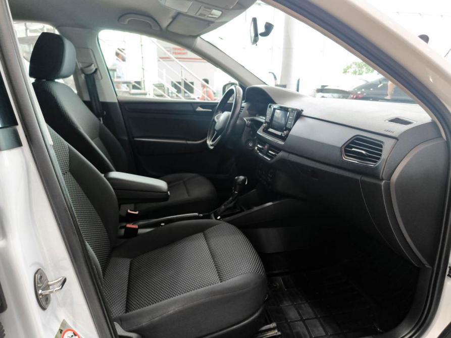Volkswagen Polo V Рестайлинг Казань  - изображение 13