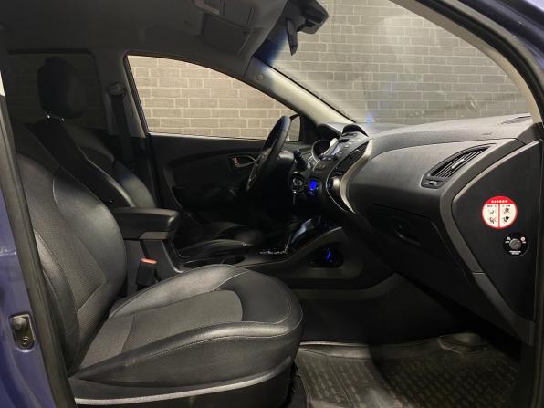 Hyundai ix35 I Рестайлинг с пробегом 2013 года, цена 1 560 000 рублей, 102836 км, внедорожник, Автокод Объявления