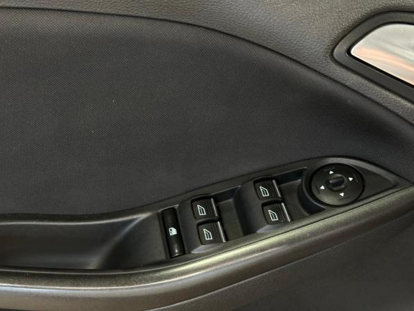 Ford Focus III Рестайлинг с пробегом 2018 года, цена 1 167 000 рублей, 110853 км, седан, Автокод Объявления