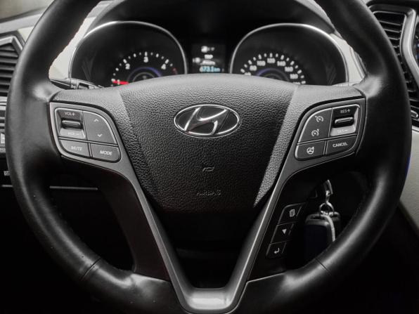 Hyundai Santa Fe III с пробегом 2015 года, цена 1 895 000 рублей, 236600 км, внедорожник, Автокод Объявления