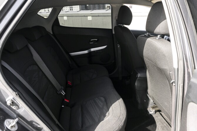 Kia Ceed II с пробегом 2015 года, цена 949 000 рублей, 274605 км, хэтчбек, Автокод Объявления