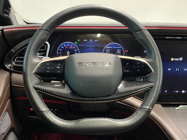 Exeed VX I Рестайлинг с пробегом 2023 года, цена 3 150 000 рублей, 37518 км, внедорожник, Автокод Объявления