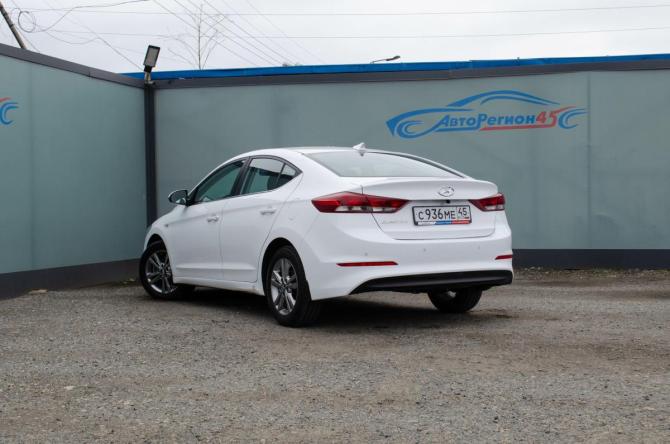 Hyundai Elantra VI (AD) с пробегом 2018 года, цена 1 580 000 рублей, 93000 км, седан, Автокод Объявления