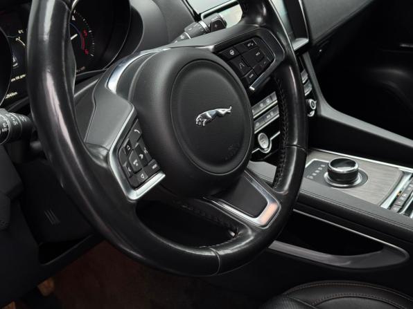 Jaguar F-Pace I с пробегом 2020 года, цена 3 150 000 рублей, 100942 км, внедорожник, Автокод Объявления