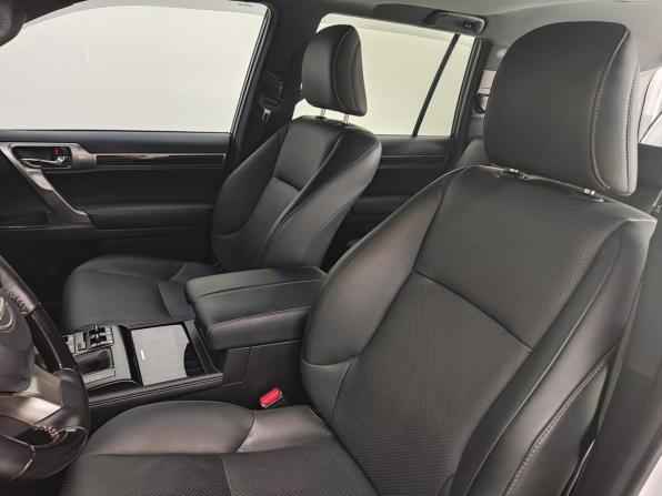 Lexus GX II Рестайлинг 2 с пробегом 2021 года, цена 8 800 000 рублей, 18117 км, внедорожник, Автокод Объявления