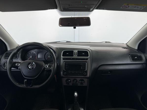 Volkswagen Polo V Рестайлинг с пробегом 2018 года, цена 989 000 рублей, 192420 км, седан, Автокод Объявления