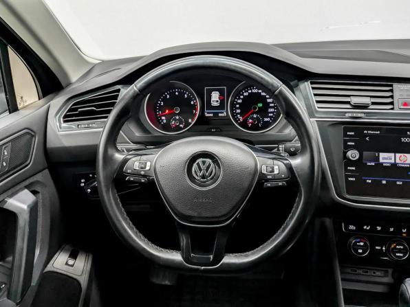 Volkswagen Tiguan II с пробегом 2020 года, цена 2 690 000 рублей, 137900 км, внедорожник, Автокод Объявления