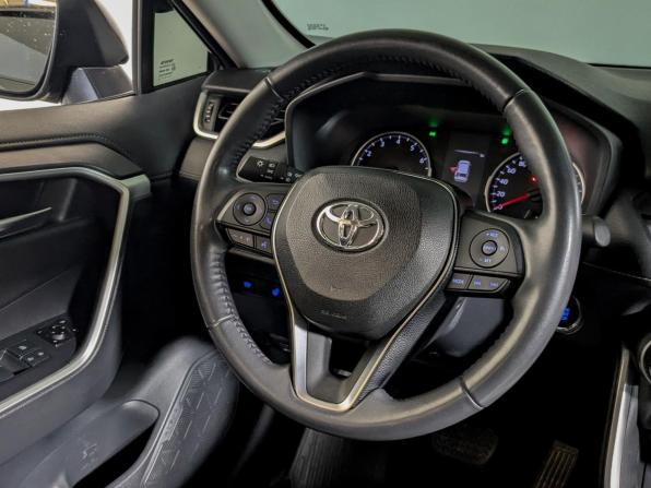 Toyota RAV4 V (XA50) с пробегом 2020 года, цена 2 469 000 рублей, 52000 км, внедорожник, Автокод Объявления