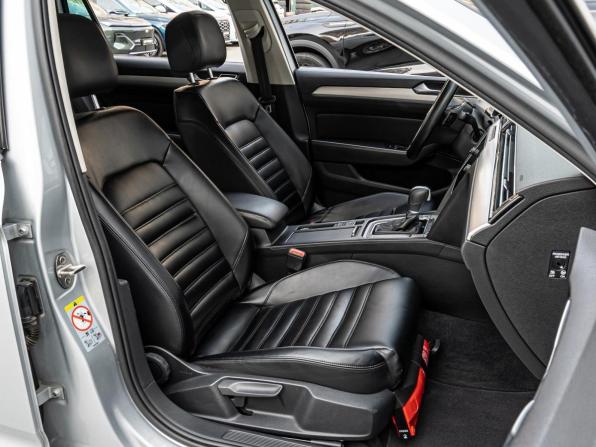 Volkswagen Passat B8 с пробегом 2018 года, цена 1 959 000 рублей, 167319 км, универсал, Автокод Объявления