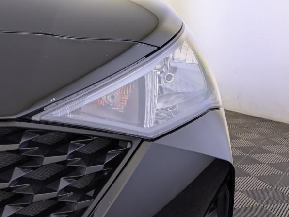 Hyundai Solaris II Рестайлинг с пробегом 2021 года, цена 1 445 000 рублей, 112328 км, седан, Автокод Объявления