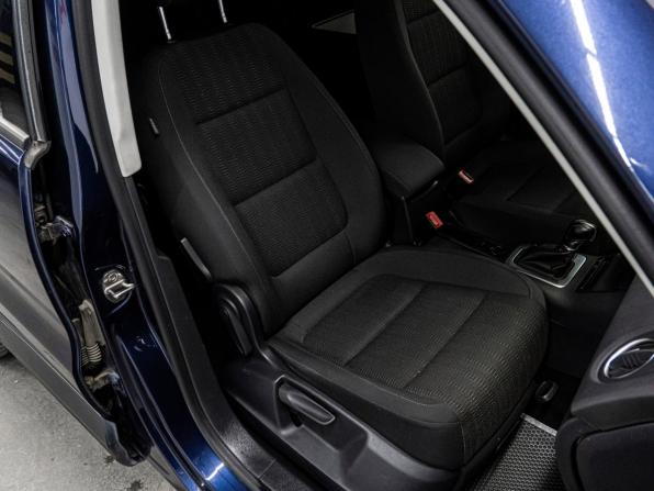 Volkswagen Tiguan I Рестайлинг с пробегом 2015 года, цена 1 799 000 рублей, 132995 км, внедорожник, Автокод Объявления