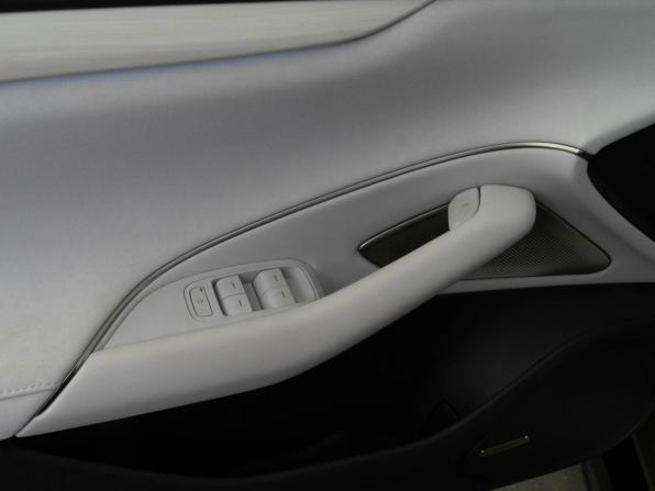 Xiaomi SU7 I с пробегом 2024 года, цена 6 847 055 рублей, 209 км, седан, Автокод Объявления