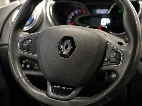 Renault Kaptur I с пробегом 2017 года, цена 1 530 000 рублей, 115000 км, внедорожник, Автокод Объявления