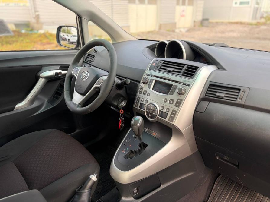 Toyota Verso I Санкт-Петербург  - изображение 8