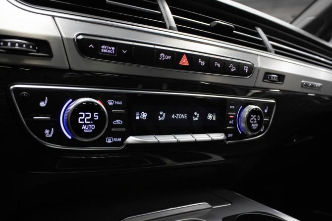 Audi Q7 II (4M) с пробегом 2016 года, цена 3 099 000 рублей, 160627 км, внедорожник, Автокод Объявления