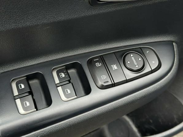 Kia Rio IV с пробегом 2018 года, цена 1 199 000 рублей, 185000 км, седан, Автокод Объявления