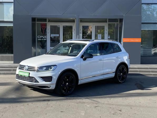 Volkswagen Touareg II Рестайлинг с пробегом 2017 года, цена 3 095 000 рублей, 162033 км, внедорожник, Автокод Объявления