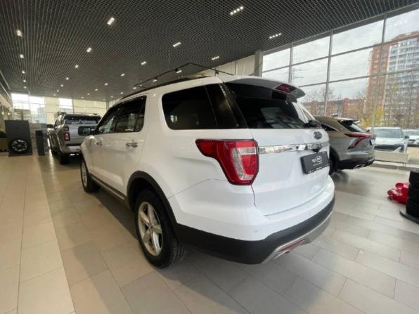 Ford Explorer V Рестайлинг с пробегом 2016 года, цена 2 122 400 рублей, 175631 км, внедорожник, Автокод Объявления