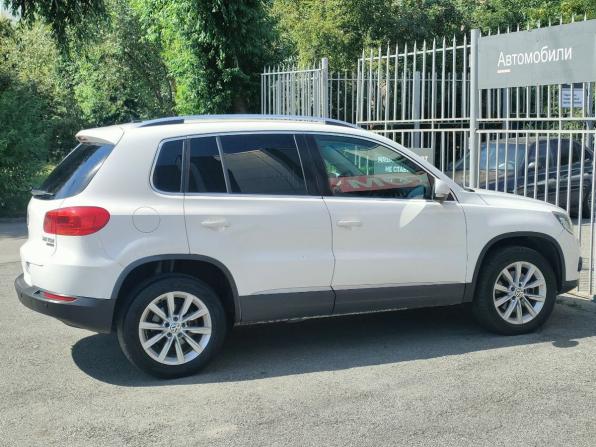 Volkswagen Tiguan I Рестайлинг с пробегом 2011 года, цена 1 040 000 рублей, 253000 км, внедорожник, Автокод Объявления