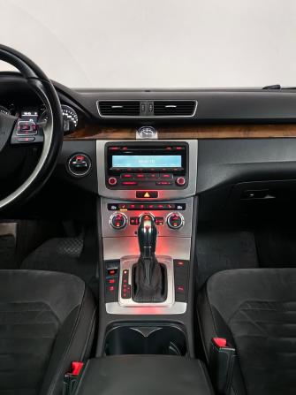 Volkswagen Passat B7 с пробегом 2014 года, цена 1 150 000 рублей, 151771 км, седан, Автокод Объявления