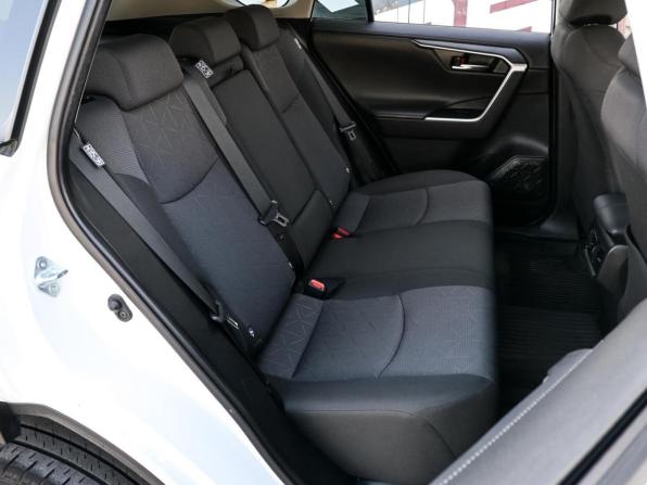 Toyota RAV4 V (XA50) с пробегом 2021 года, цена 3 719 000 рублей, 65514 км, внедорожник, Автокод Объявления