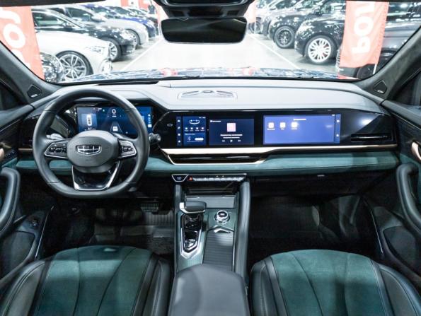 Geely Monjaro I с пробегом 2023 года, цена 3 249 700 рублей, 48648 км, внедорожник, Автокод Объявления
