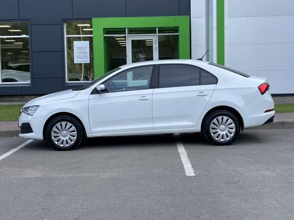 Skoda Rapid II с пробегом 2021 года, цена 1 599 000 рублей, 40282 км, лифтбек, Автокод Объявления