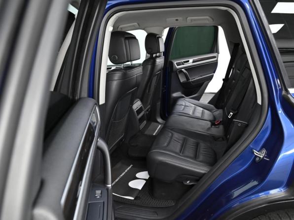Volkswagen Touareg II Рестайлинг с пробегом 2015 года, цена 2 099 000 рублей, 109000 км, внедорожник, Автокод Объявления
