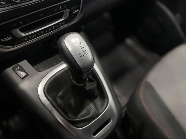 Renault Scenic III Рестайлинг с пробегом 2012 года, цена 819 900 рублей, 220000 км, компактвэн, Автокод Объявления