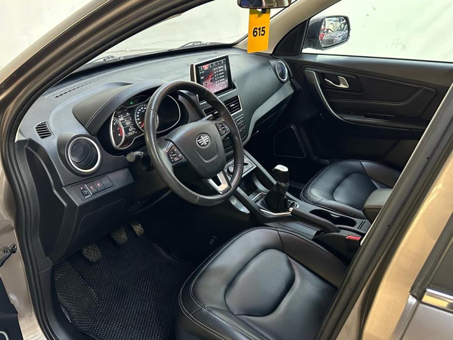 FAW Besturn X40 I Санкт-Петербург  - изображение 7