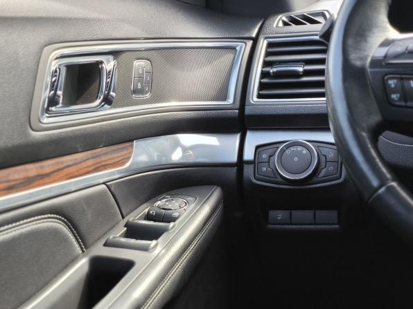 Ford Explorer V Рестайлинг 2 с пробегом 2018 года, цена 3 400 000 рублей, 99850 км, внедорожник, Автокод Объявления