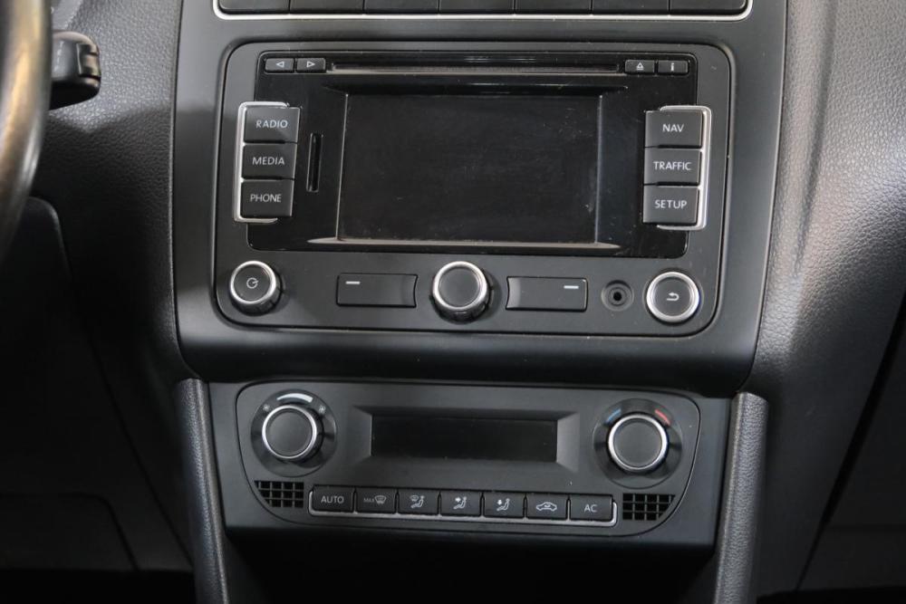 Volkswagen Polo V Омск  - изображение 14