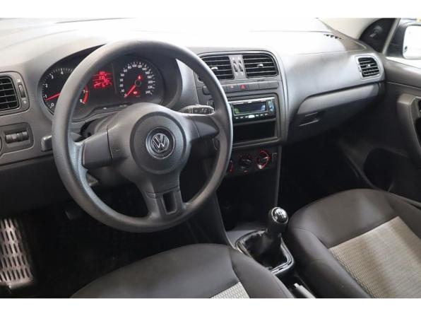 Volkswagen Polo V с пробегом 2014 года, цена 694 000 рублей, 221247 км, седан, Автокод Объявления