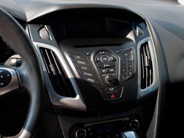 Ford Focus III с пробегом 2012 года, цена 750 000 рублей, 157262 км, хэтчбек, Автокод Объявления