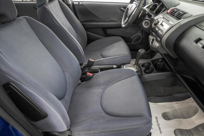 Honda Jazz I Рестайлинг с пробегом 2006 года, цена 599 000 рублей, 196200 км, хэтчбек, Автокод Объявления