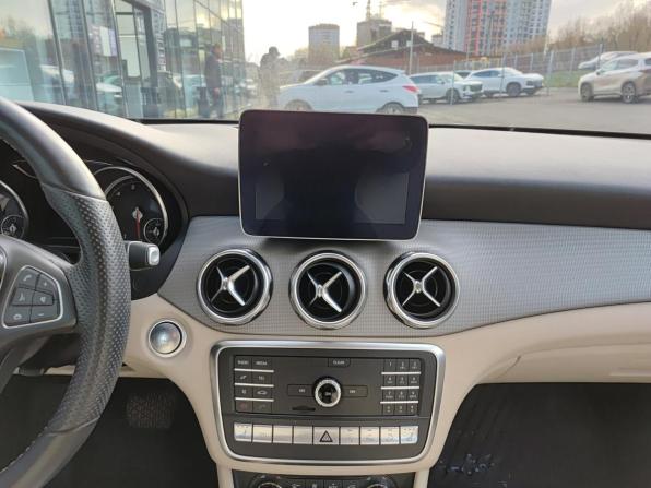 Mercedes-Benz GLA I (X156) Рестайлинг с пробегом 2018 года, цена 2 808 000 рублей, 58133 км, внедорожник, Автокод Объявления