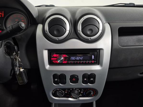 Renault Logan I Рестайлинг с пробегом 2013 года, цена 449 000 рублей, 163428 км, седан, Автокод Объявления