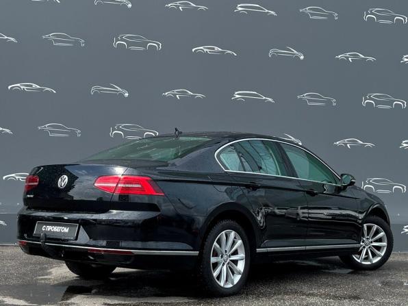 Volkswagen Passat B8 с пробегом 2019 года, цена 2 497 500 рублей, 55982 км, седан, Автокод Объявления