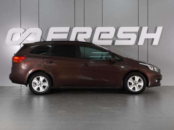 Kia Ceed II с пробегом 2014 года, цена 980 000 рублей, 127568 км, универсал, Автокод Объявления