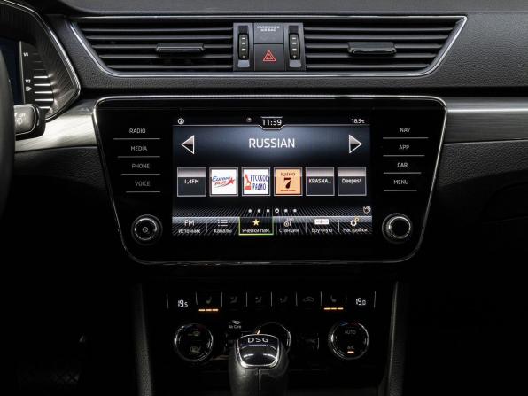 Skoda Superb III Рестайлинг с пробегом 2021 года, цена 2 999 000 рублей, 61850 км, лифтбек, Автокод Объявления