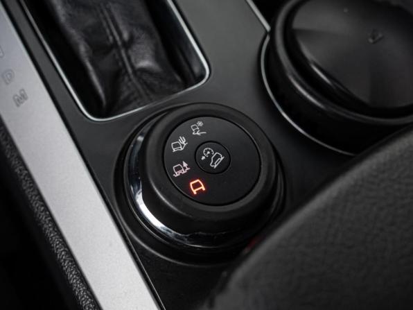 Ford Explorer V с пробегом 2015 года, цена 1 850 000 рублей, 294053 км, внедорожник, Автокод Объявления