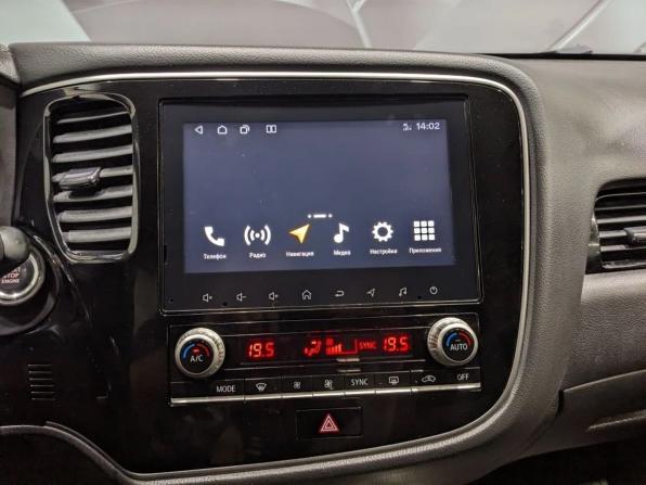 Mitsubishi Outlander III Рестайлинг 3 с пробегом 2022 года, цена 2 295 000 рублей, 101067 км, внедорожник, Автокод Объявления