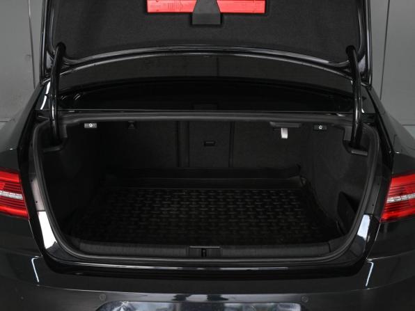 Volkswagen Passat B8 с пробегом 2017 года, цена 2 149 000 рублей, 159244 км, седан, Автокод Объявления
