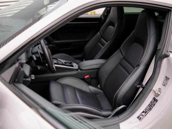 Porsche 911 VIII (992) с пробегом 2021 года, цена 17 439 000 рублей, 18871 км, купе, Автокод Объявления