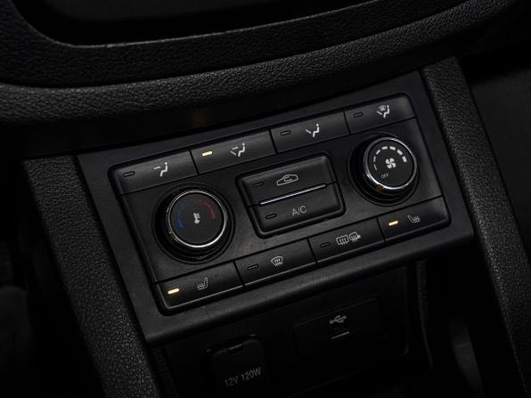 FAW Besturn X40 I с пробегом 2019 года, цена 1 200 000 рублей, 70041 км, внедорожник, Автокод Объявления